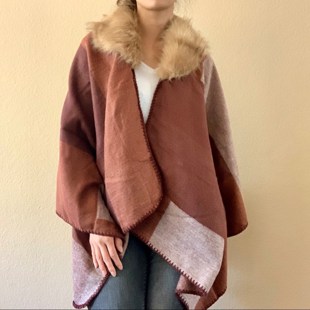 Marcus Adler Block Print Wrap w Fur Collar *NWT*